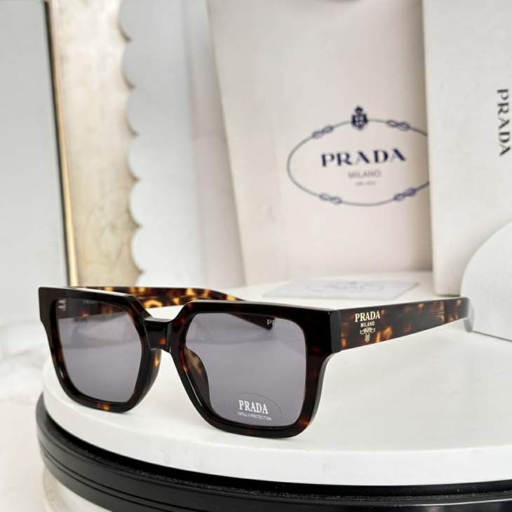 Picture of Prada Sunglasses _SKUfw76367062fw